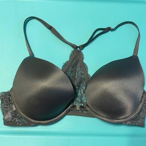 PINK front closure bra, lace back